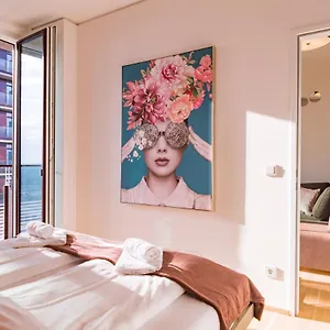 Triiiple Tower Dream With Rooftop-summer-pool Wien